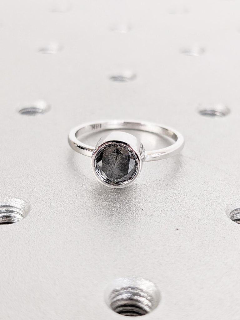 Round Salt and Pepper Diamond Engagement Ring, Dark/Black Bezel Set Salt and Pepper Diamond, 18K White Solid Gold Minimalist Solitaire Ring