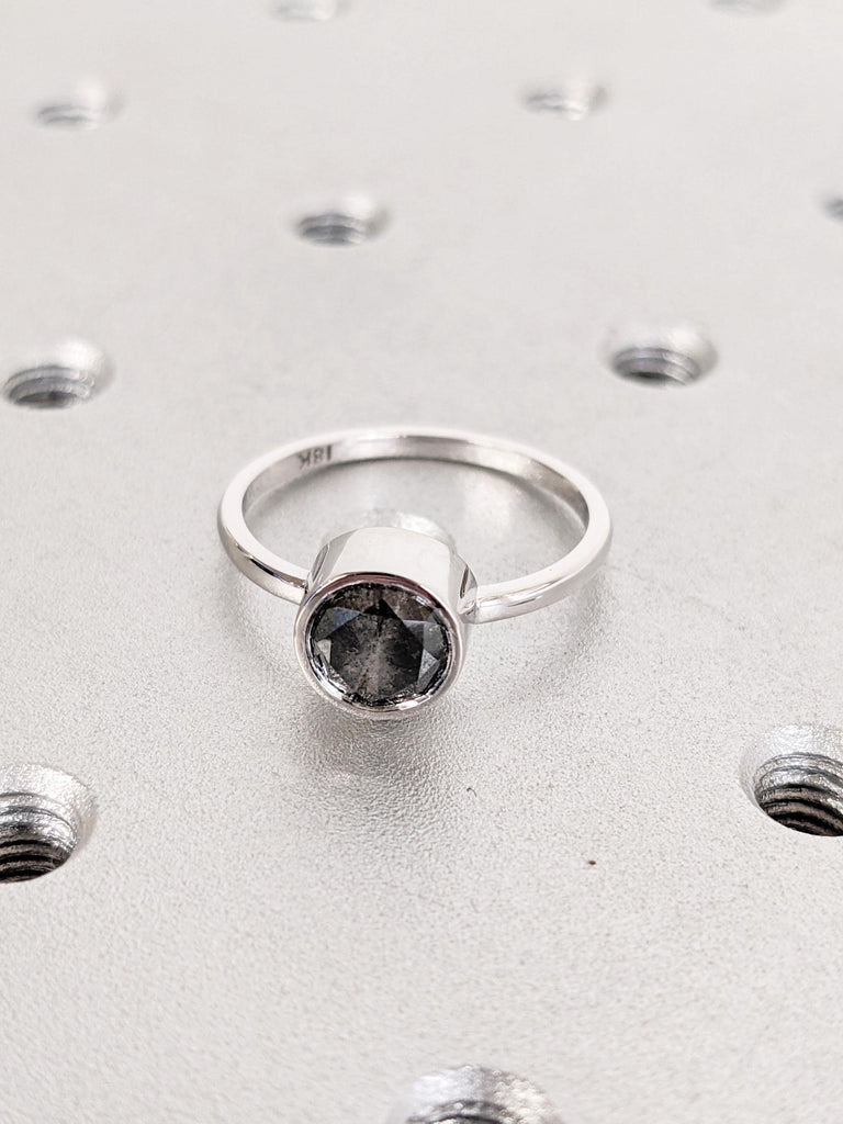 Round Salt and Pepper Diamond Engagement Ring, Dark/Black Bezel Set Salt and Pepper Diamond, 18K White Solid Gold Minimalist Solitaire Ring
