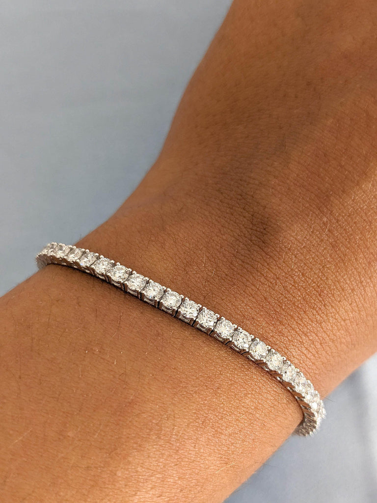 D/F Color VS1 Lab Diamond Tennis Bracelet: Solid Gold, Prong set Round cut Diamond or Moissanite