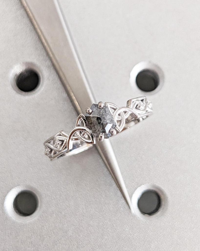 Unique Celtic Knot Salt and Pepper Diamond Engagement Ring | 14K Gold Hexagon Cut Wedding Ring Set | Irish Engagement Ring | Celtic Jewelry