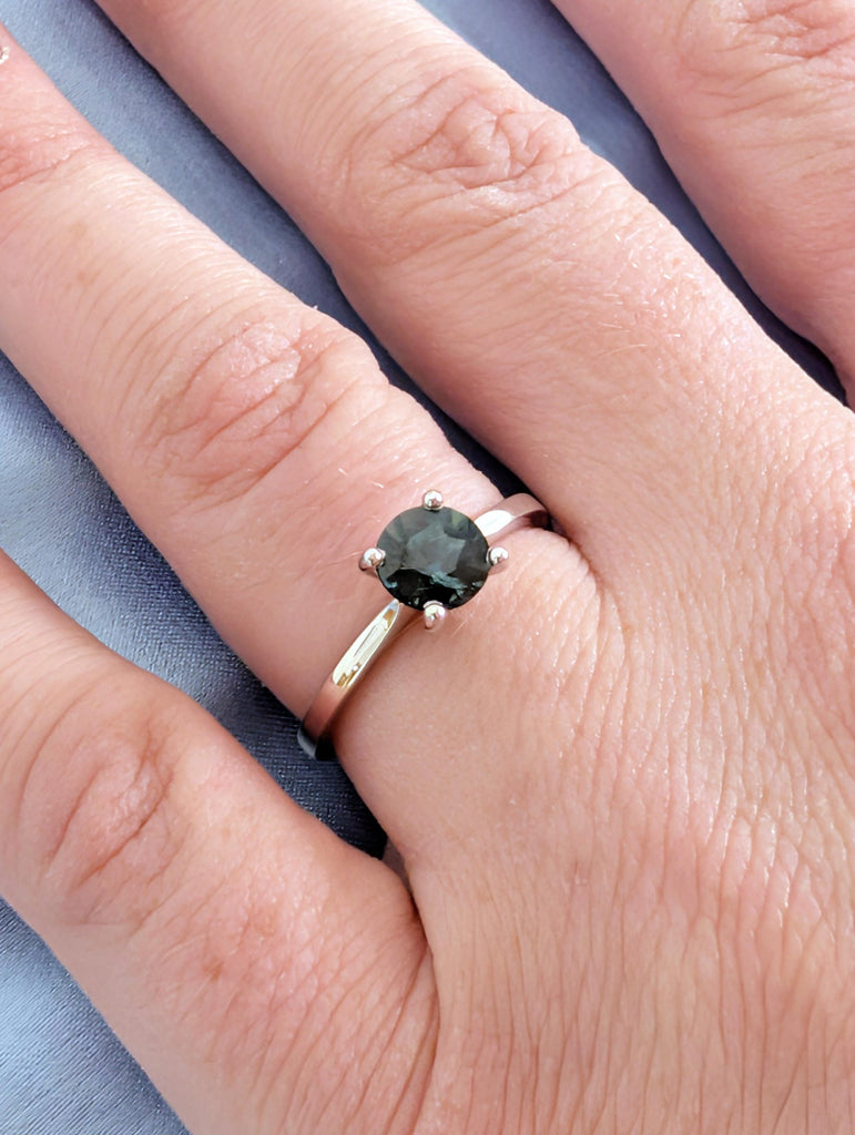 14K White Gold Peacock Sapphire Ring, Teal Sapphire Wedding Ring, Solitaire Green Sapphire, Anniversary Bridal Ring, Virgo Birthstone Ring image #8