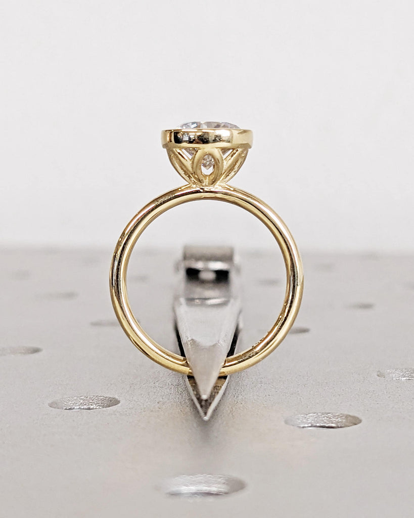 Vintage Tulip Setting Round Moissanite Engagement Ring / Solitaire Bezel Ring / Lotus Petal Prong Wedding Ring / Antique Flower Promise Ring