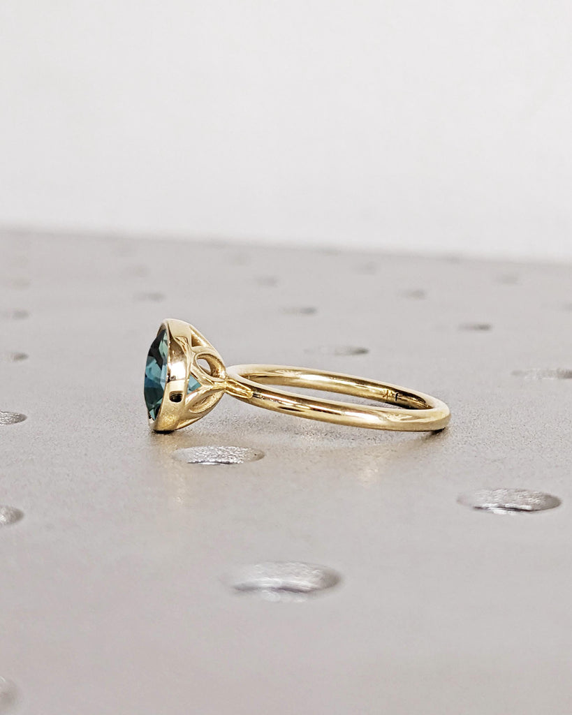 Vintage Tulip Setting Teal Sapphire Engagement Ring, Antique Yellow Gold Peacock Sapphire Wedding Ring, Lotus Basket Bridal Ring, Bezel Ring image #3