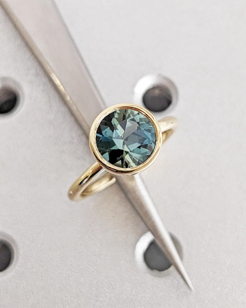 Vintage Tulip Setting Teal Sapphire Engagement Ring, Antique Yellow Gold Peacock Sapphire Wedding Ring, Lotus Basket Bridal Ring, Bezel Ring image #6