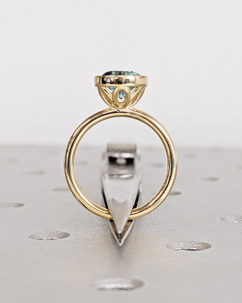 Vintage Tulip Setting Teal Sapphire Engagement Ring, Antique Yellow Gold Peacock Sapphire Wedding Ring, Lotus Basket Bridal Ring, Bezel Ring