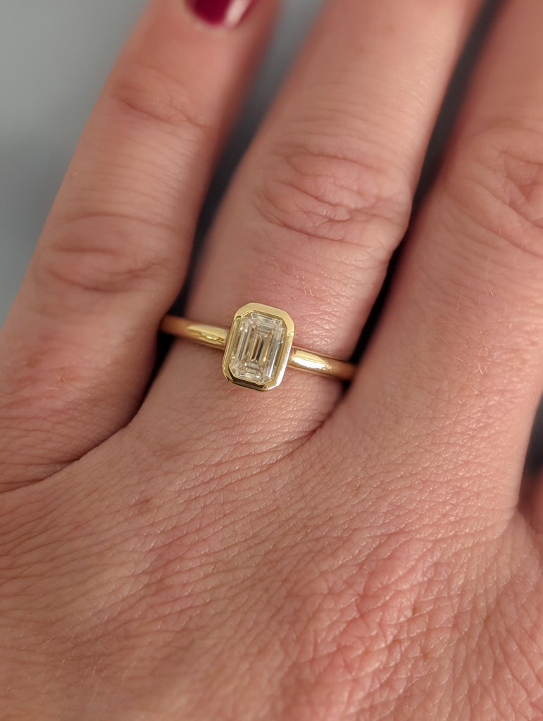 Vintage Bezel Oval Cut Moissanite Engagement Ring, 14K Solid Gold Classic Solitaire Wedding Ring, Personalized Gift, Bridal Jewelry image #3