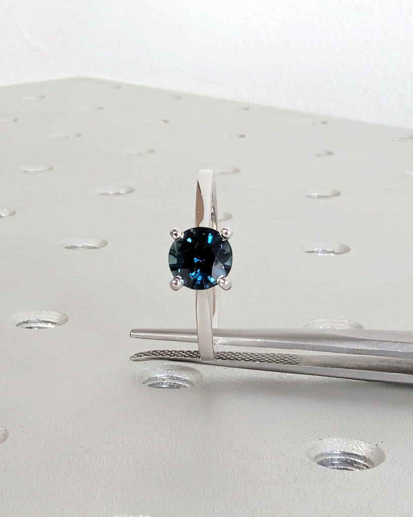 14K White Gold Peacock Sapphire Ring, Teal Sapphire Wedding Ring, Solitaire Green Sapphire, Anniversary Bridal Ring, Virgo Birthstone Ring