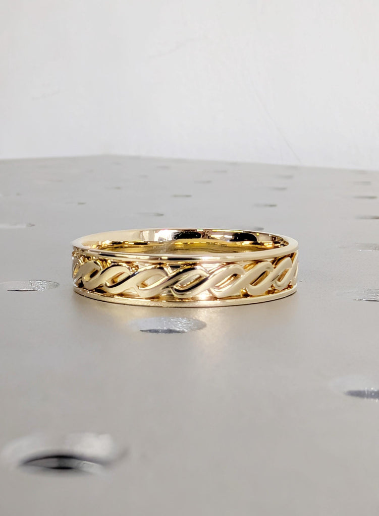 Men’s 14K Yellow Gold Wedding Band, Men's Engagement Ring, Chain Link Pattern Men's Solid Gold Stacking Ring, 5mm Irish Wedding Ring For Him image #15
