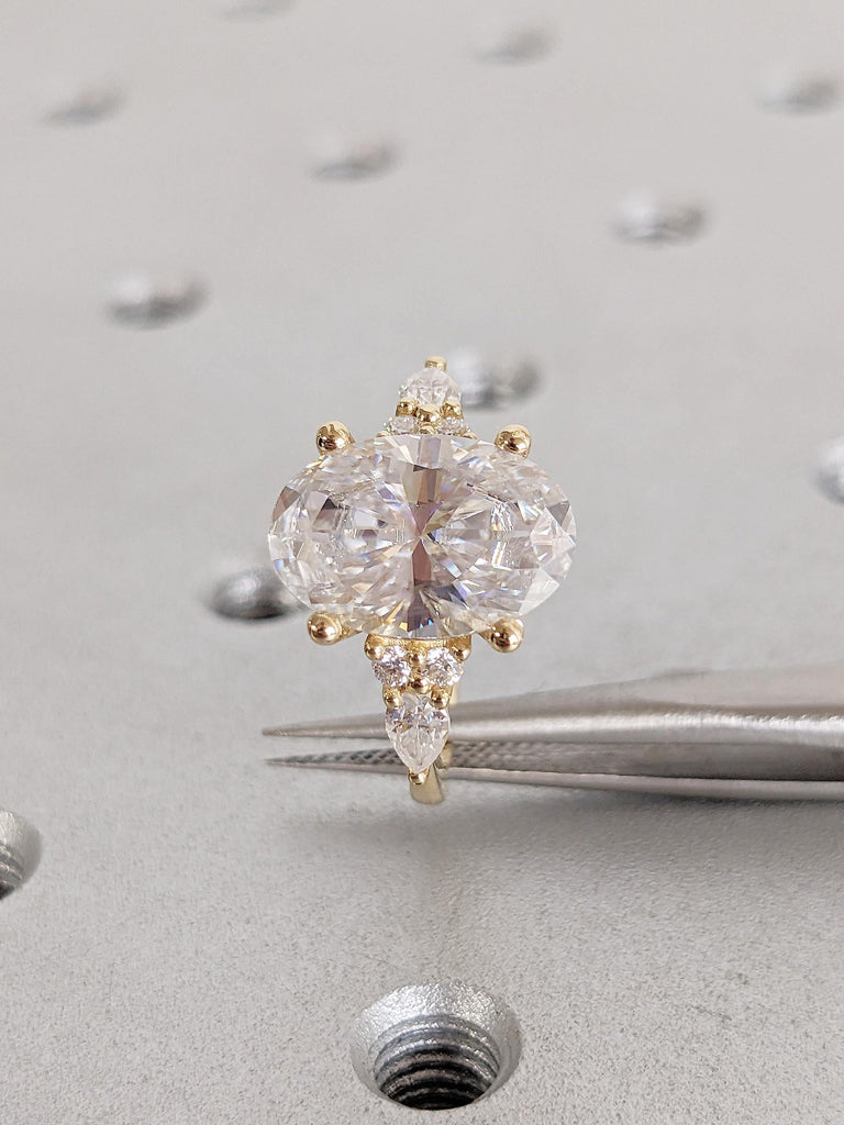 Art Deco 18k Solid Gold Wedding Statement Rings, Oval Cut Lab Diamond Engagement Ring image #2