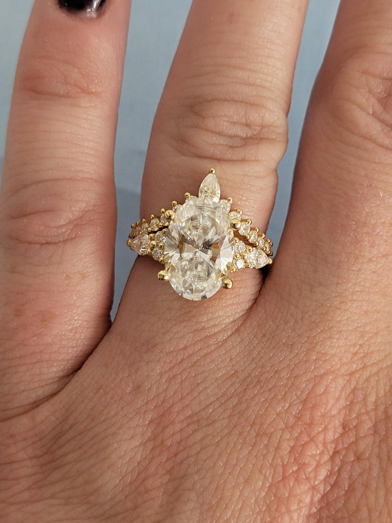 Unique Bridal Sets, Oval Lab Diamond Ring, 18k Yellow Gold Wedding Engagement Rings, Matching Handmade Ring for Women, Diamond Cluster Ring image #2