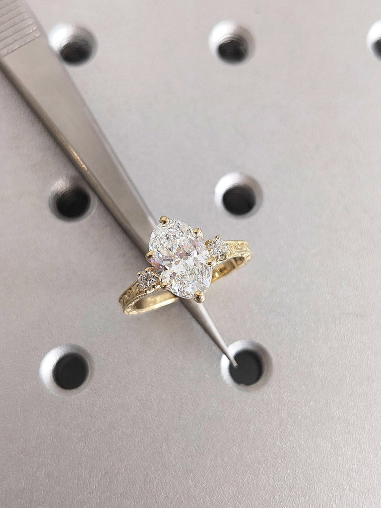 Art Deco Oval Cut Lab Diamond Engagement Ring, 14K Yellow Gold Filigree Band, Antique Wedding Jewelry