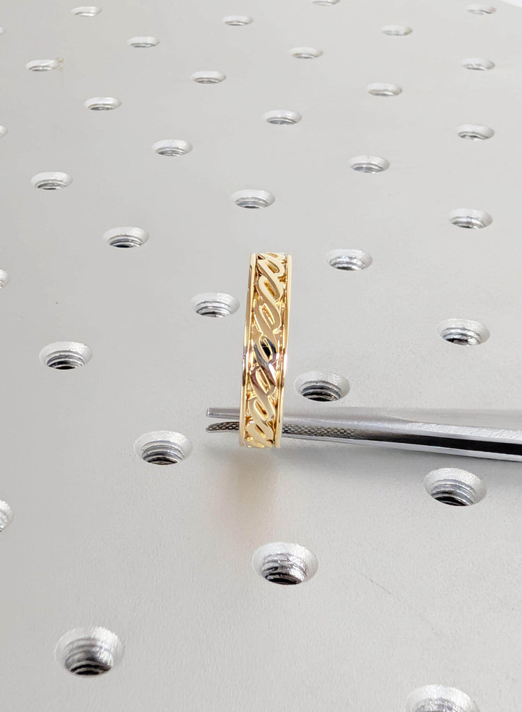 Men’s 14K Yellow Gold Wedding Band, Men's Engagement Ring, Chain Link Pattern Men's Solid Gold Stacking Ring, 5mm Irish Wedding Ring For Him image #6