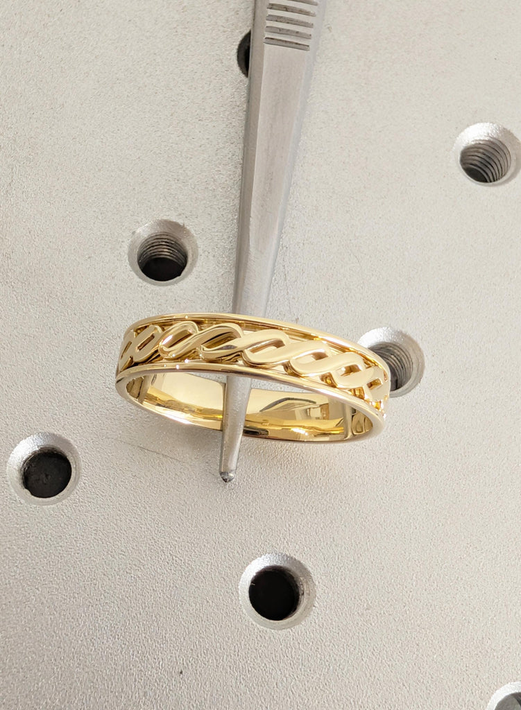 Men’s 14K Yellow Gold Wedding Band, Men's Engagement Ring, Chain Link Pattern Men's Solid Gold Stacking Ring, 5mm Irish Wedding Ring For Him image #12