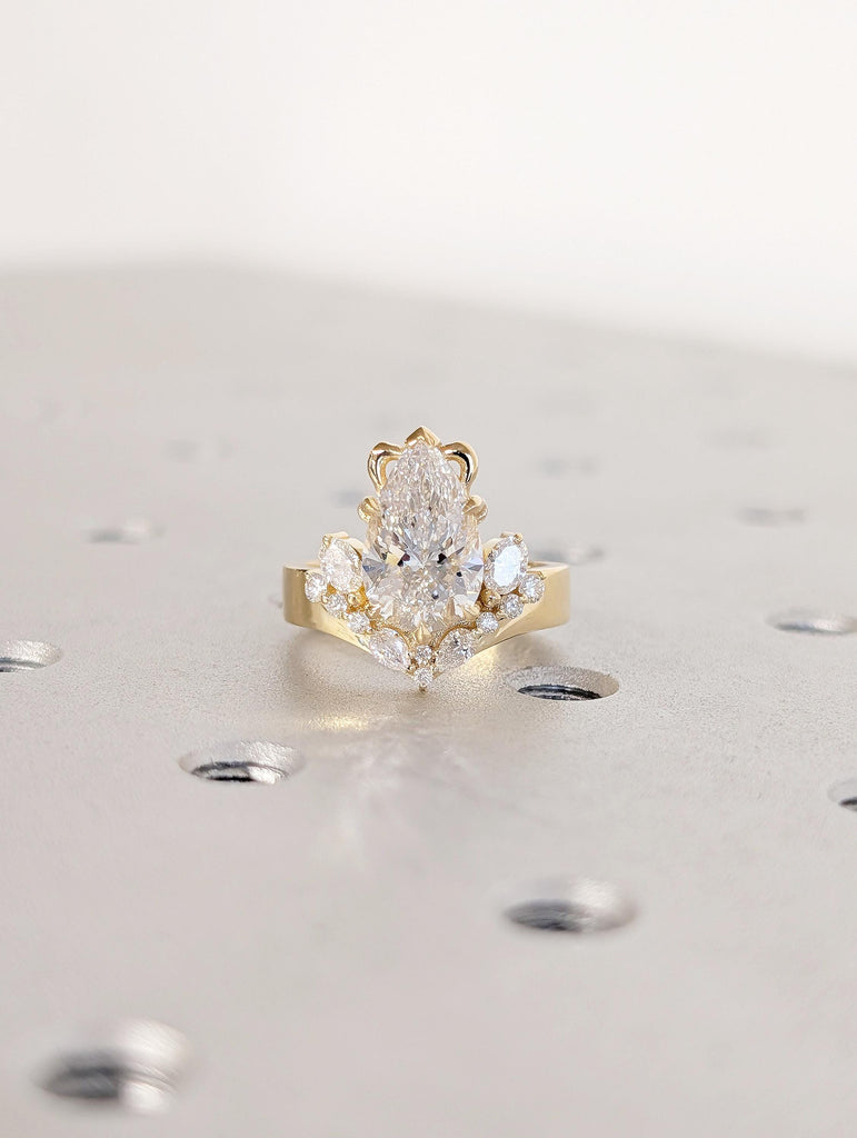 Art Deco Lab Grown Diamond Ring, Pear Shaped Engagement Ring, Vintage Style 18k Solid Gold Anniversary Rings for Women, Diamond Cluster Ring image #15