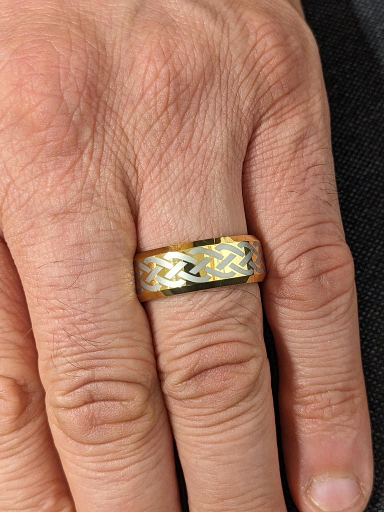 8MM Comfort Fit Mens Engagement Ring: Yellow Gold Plated Tungsten Carbide, Beveled Edge, Laser Engraved Celtic Knot
