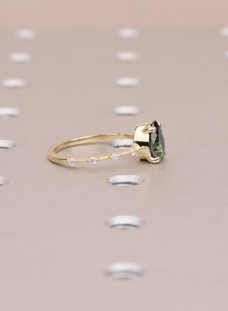 Pear Green Moissanite Engagement Ring, 14k/18K Yellow Gold, Round Moissanite Diamond Gold Band image #4