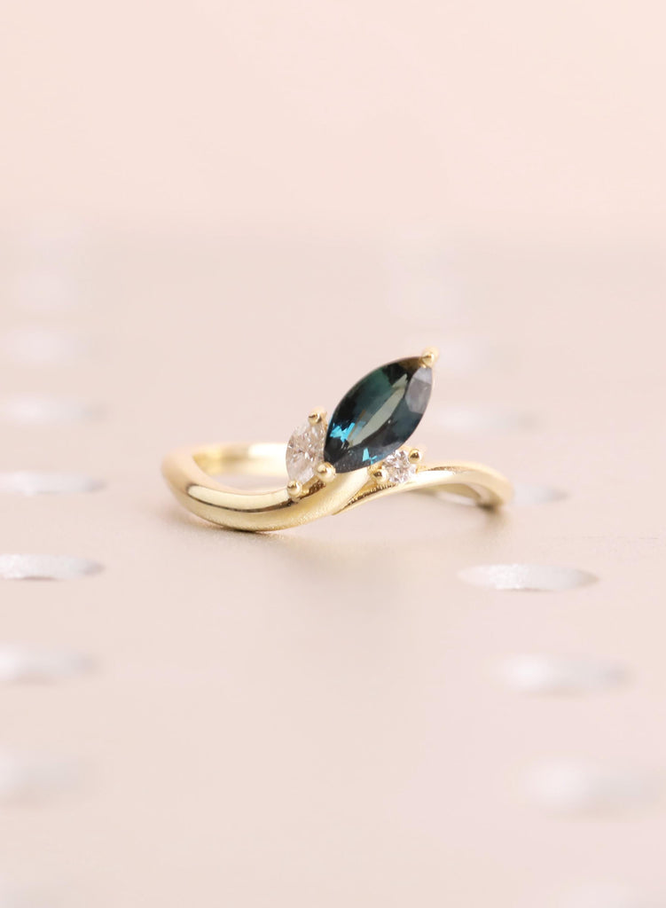 Vintage Marquise Teal Sapphire Engagement Ring: 14K Gold, Round Side Diamond / Lab Diamond / Moissanite image #5