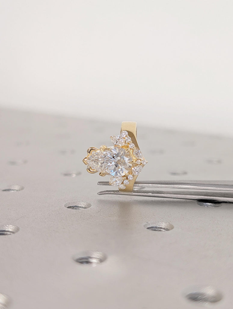 Art Deco Lab Grown Diamond Ring, Pear Shaped Engagement Ring, Vintage Style 18k Solid Gold Anniversary Rings for Women, Diamond Cluster Ring image #9