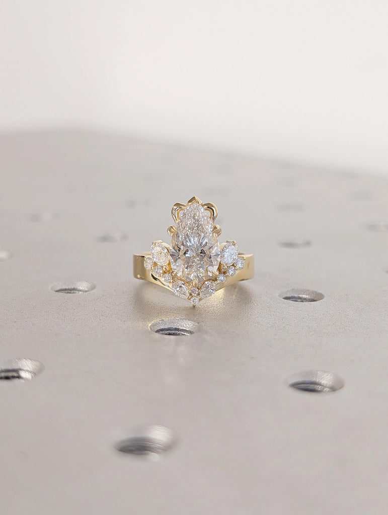Art Deco Lab Grown Diamond Ring, Pear Shaped Engagement Ring, Vintage Style 18k Solid Gold Anniversary Rings for Women, Diamond Cluster Ring image #17