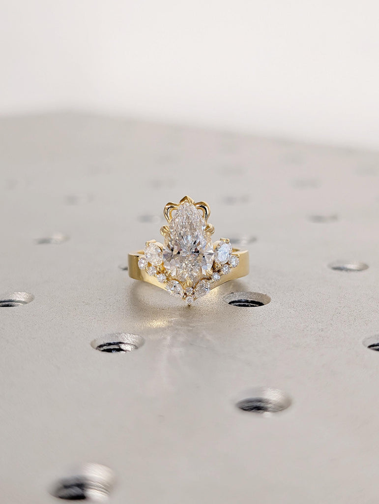 Art Deco Lab Grown Diamond Ring, Pear Shaped Engagement Ring, Vintage Style 18k Solid Gold Anniversary Rings for Women, Diamond Cluster Ring image #12
