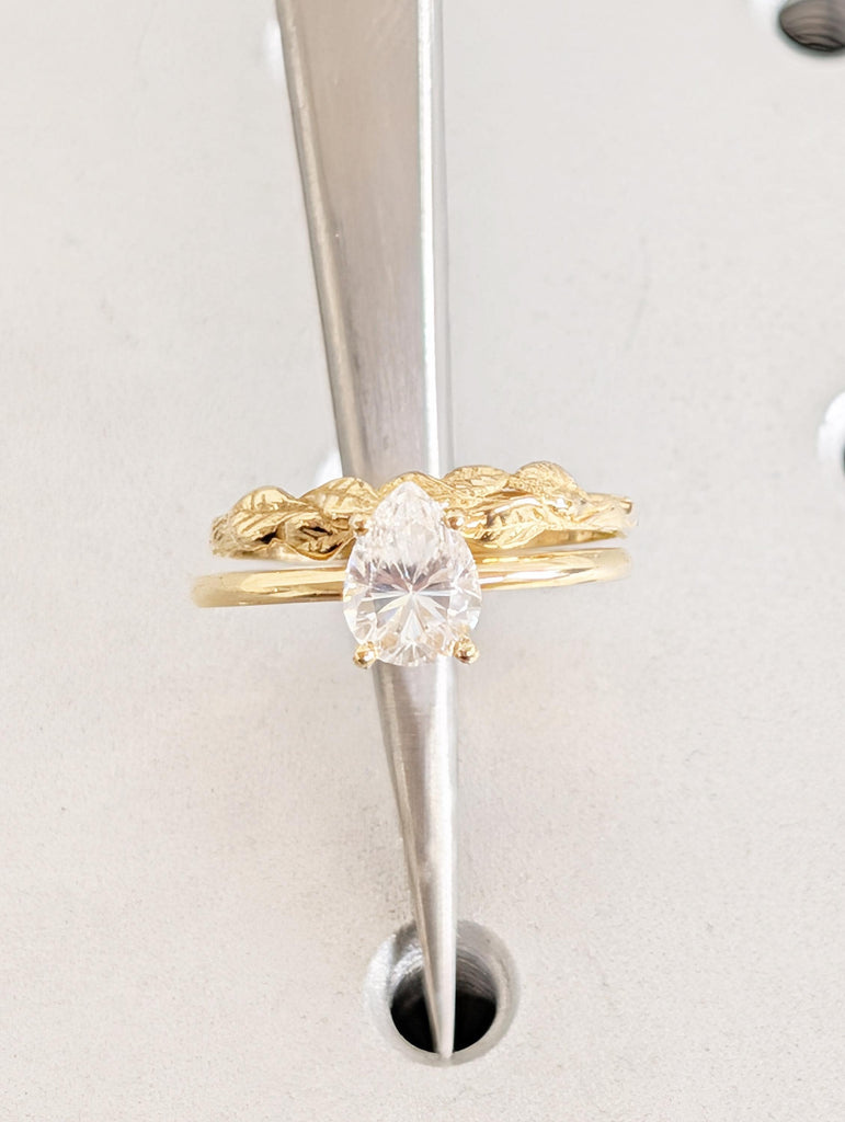 Pear Lab Grown Diamond Ring, 18k Gold Solitaire Ring Set, Nature Inspired Engagement Rings image #2