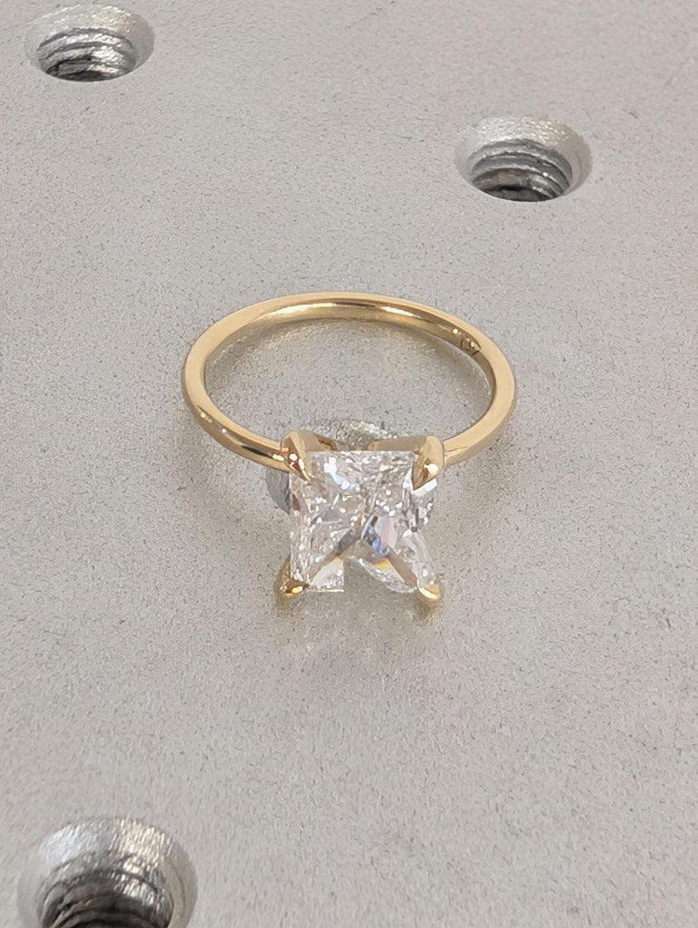 R-Shaped CVD Diamond Engagement Ring | Alphabet Letter R Diamond Ring | 14k 18k Solid Gold Initial Ring | Initial Pinky Ring image #3