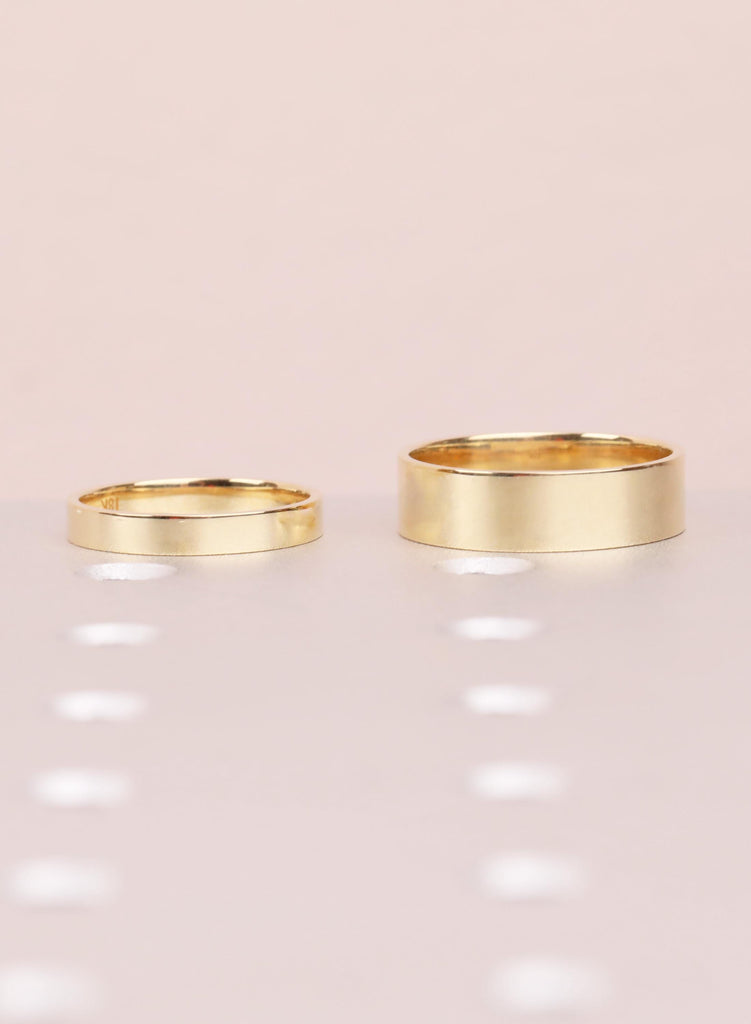 18K Yellow Gold Wedding Band Set | Minimalist Couple Rings | 6mm His and 3mm Her Promise Ring | Solid Gold Matching Anniversary Ring Set image #9