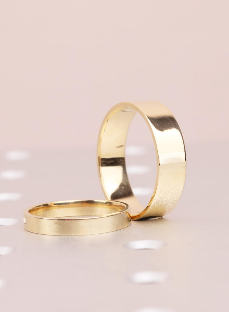18K Yellow Gold Wedding Band Set | Minimalist Couple Rings | 6mm His and 3mm Her Promise Ring | Solid Gold Matching Anniversary Ring Set image #6