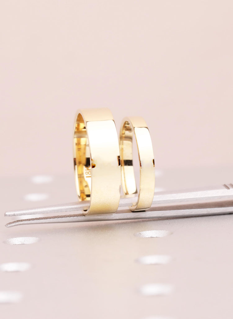 18K Yellow Gold Wedding Band Set | Minimalist Couple Rings | 6mm His and 3mm Her Promise Ring | Solid Gold Matching Anniversary Ring Set image #4
