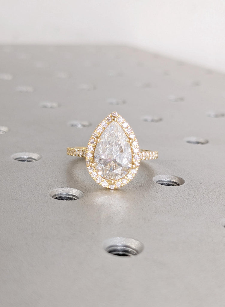 Pear cut Lab Grown Diamond Engagement Ring, Halo IGI Certified D Color VVS Prong Set, 18K Yellow Gold, Ethical Sustainable Jewelry for Her image #6