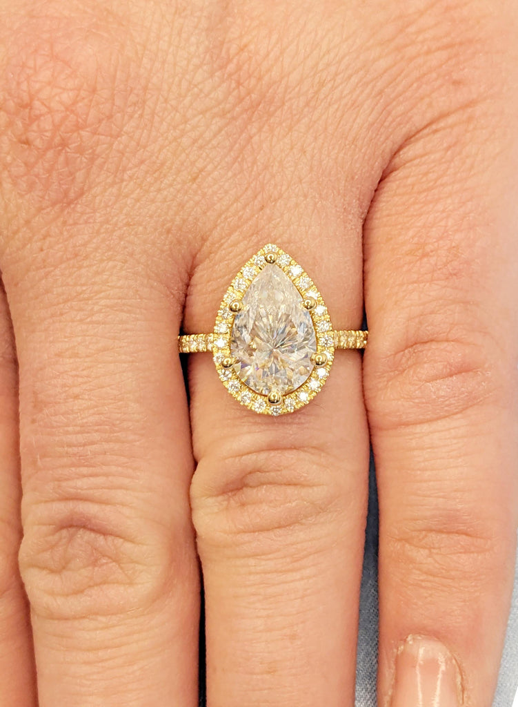 Pear cut Lab Grown Diamond Engagement Ring, Halo IGI Certified D Color VVS Prong Set, 18K Yellow Gold, Ethical Sustainable Jewelry for Her image #5