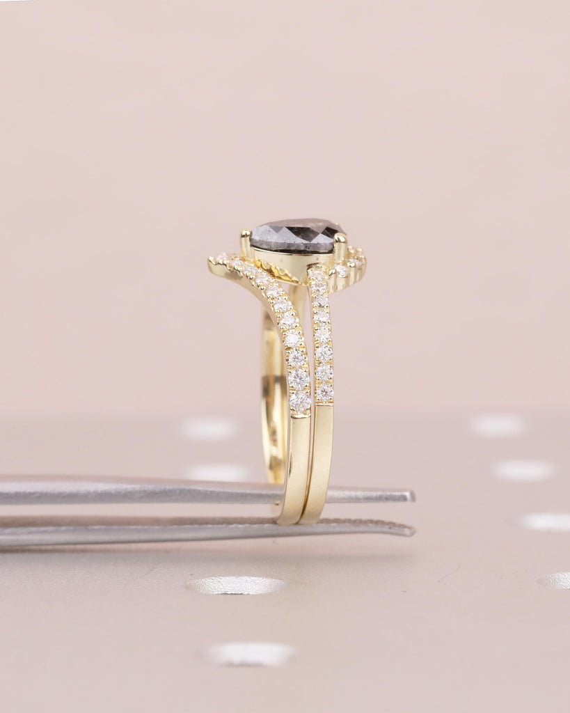 14k Yellow Gold Pear Cut Salt and Pepper Diamond Bridal Set, Vintage Engagement Ring image #14