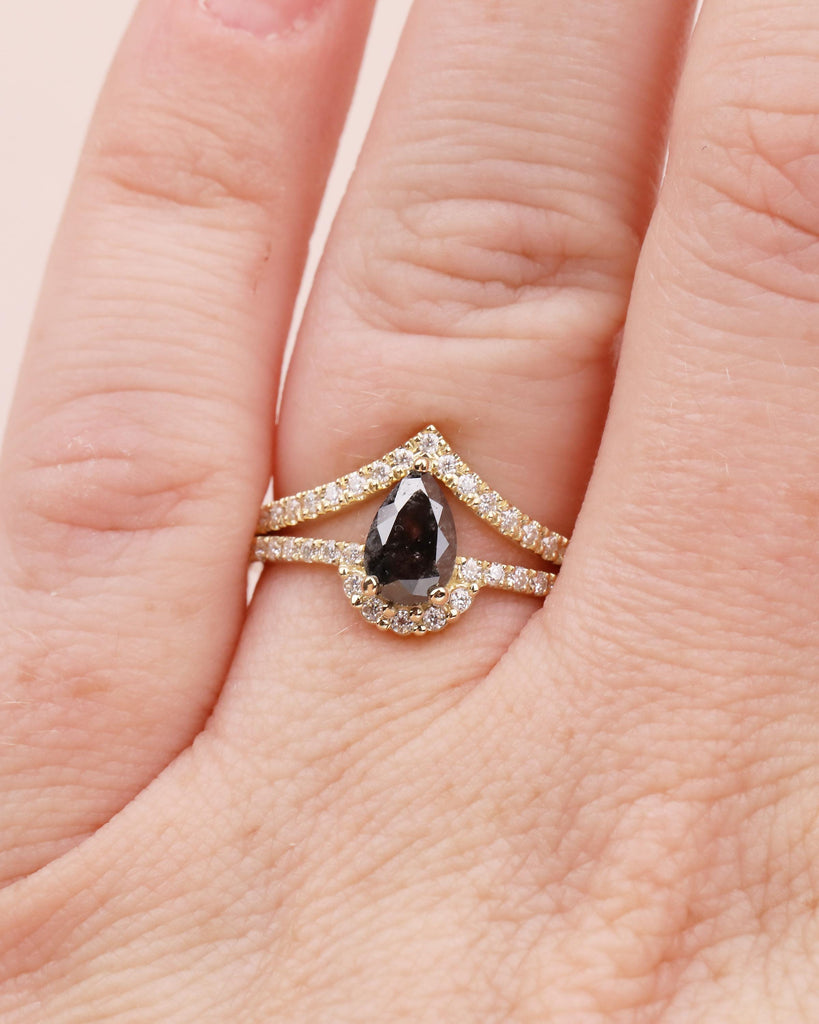 14k Yellow Gold Pear Cut Salt and Pepper Diamond Bridal Set, Vintage Engagement Ring image #3