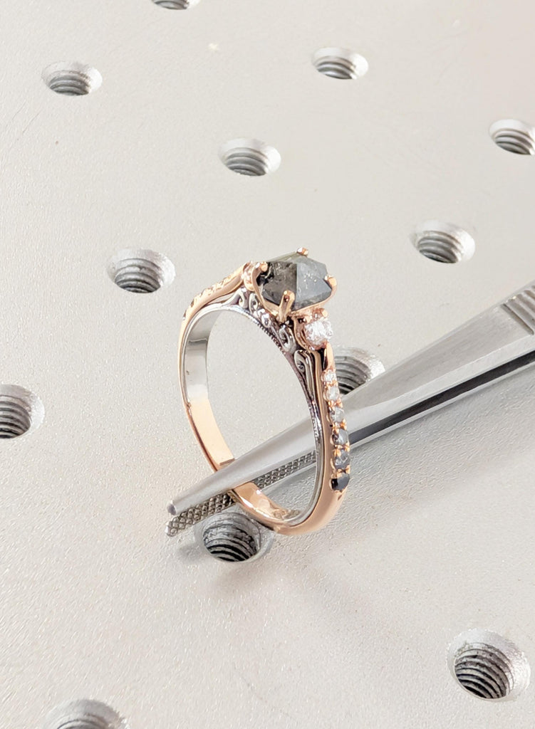 14K Two-Tone Gold Hexagon Salt Pepper Diamond Ring Ombre Side Stones Filigree image #7