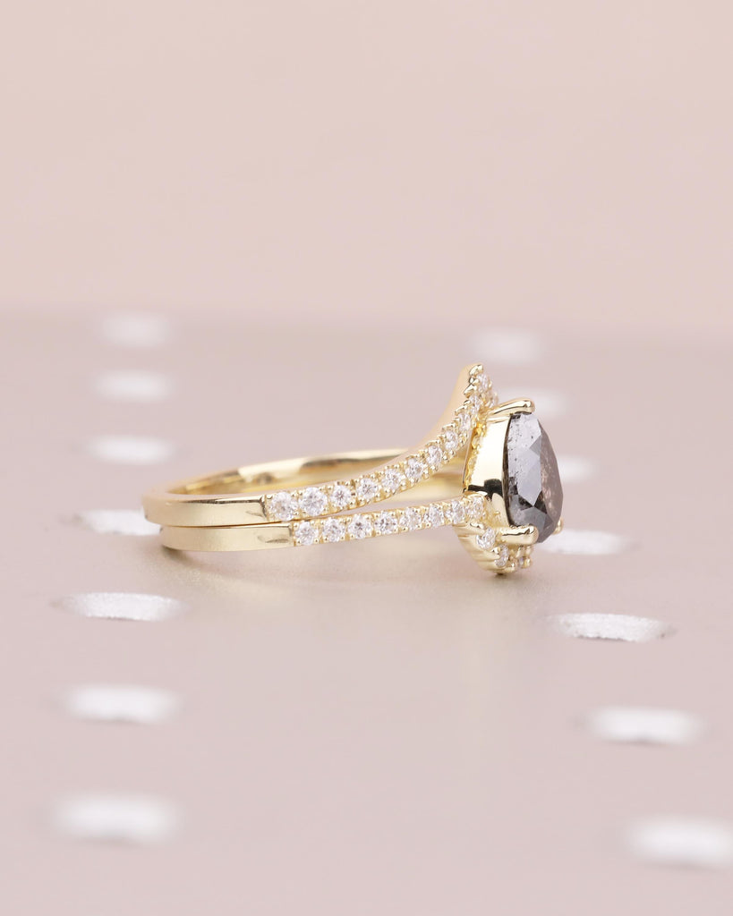 Vintage Wedding Ring Set, 14k Gold Pear Cut Salt and Pepper Diamond Engagement Ring image #5