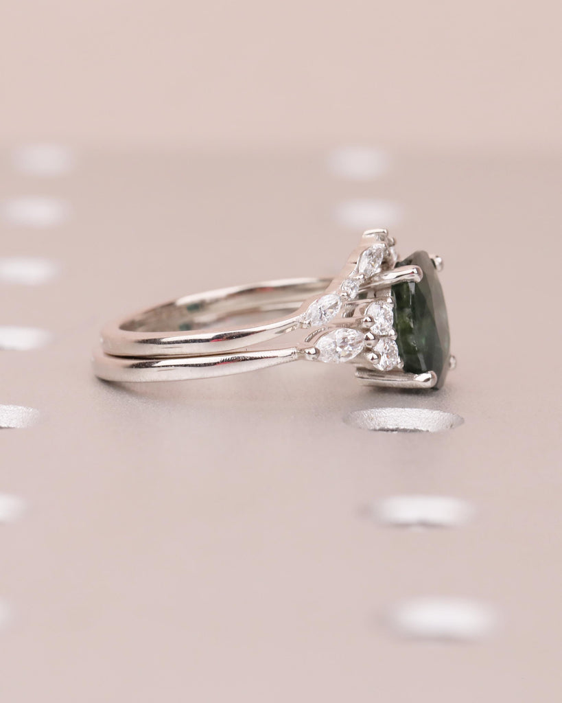 Oval Peacock Sapphire Ring Set, Vintage Engagement Ring with Diamond Accent image #10