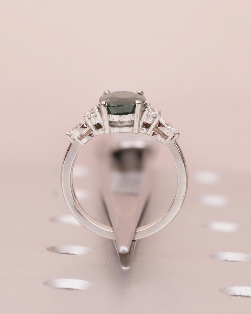 Oval Peacock Sapphire Ring Set, Vintage Engagement Ring with Diamond Accent image #6