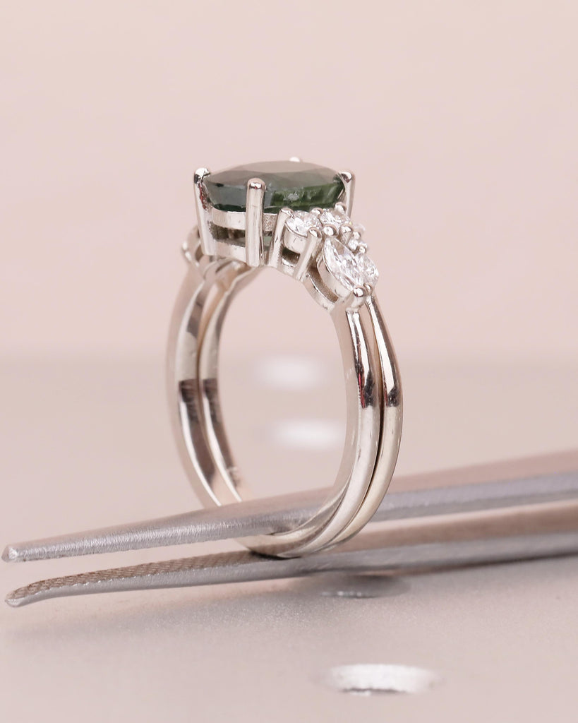 Oval Peacock Sapphire Ring Set, Vintage Engagement Ring with Diamond Accent image #12