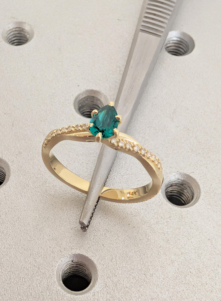 14k Gold Green Emerald Engagement Ring, Pear Cut Gemstone Bridal Ring with Pave Twisted Band image #7