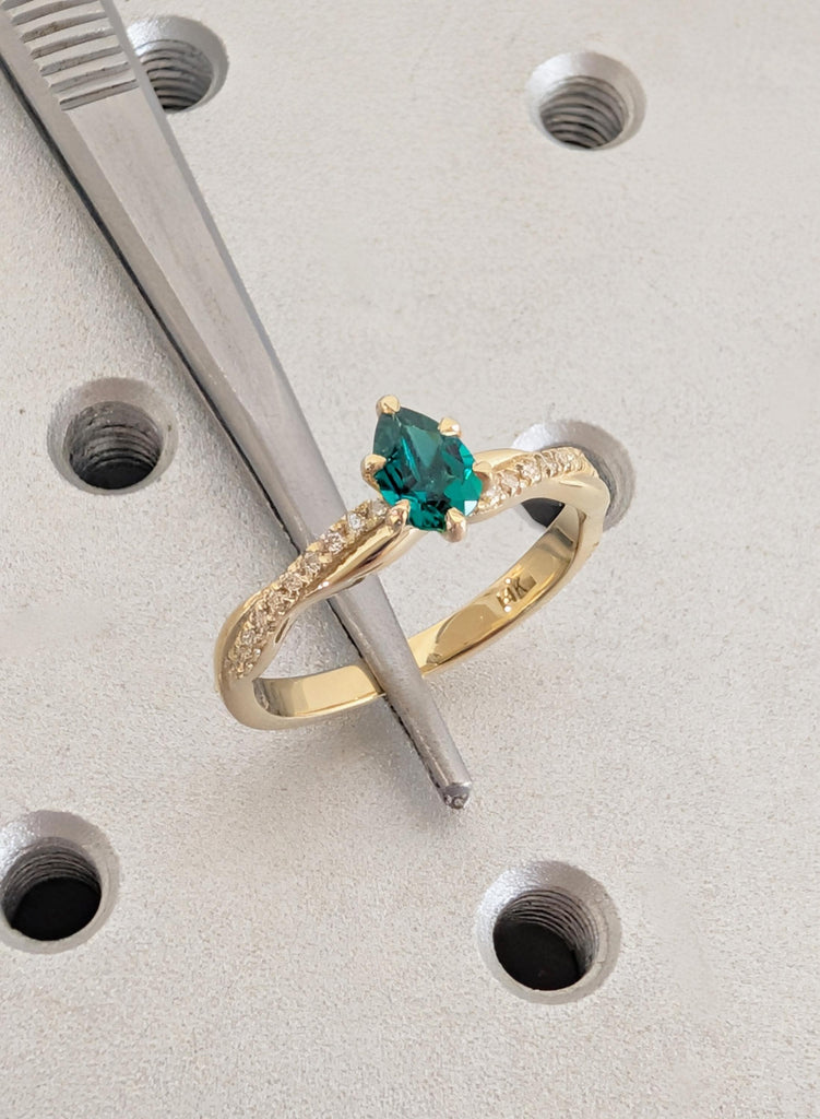 14k Gold Green Emerald Engagement Ring, Pear Cut Gemstone Bridal Ring with Pave Twisted Band image #11