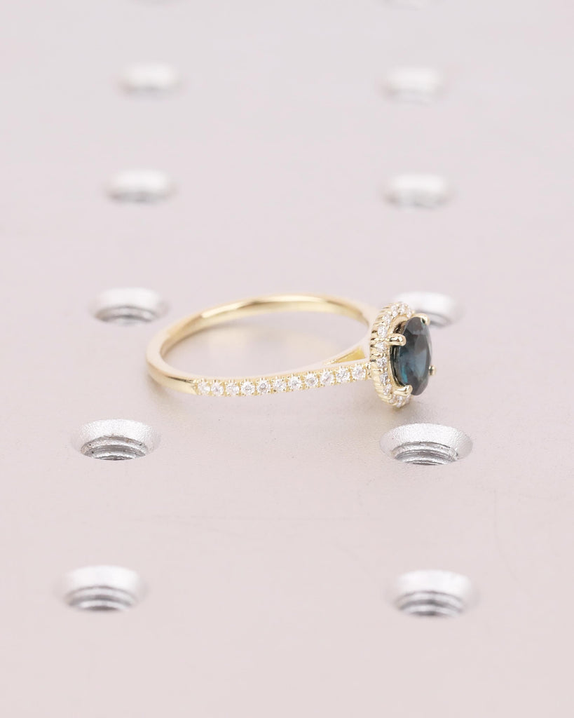 1ct Oval Peacock Sapphire Ring, Solid Gold Engagement Ring, Diamond Halo Ring, Hidden Peridot, Blue Sapphire Birthstone, Anniversary Rings image #9