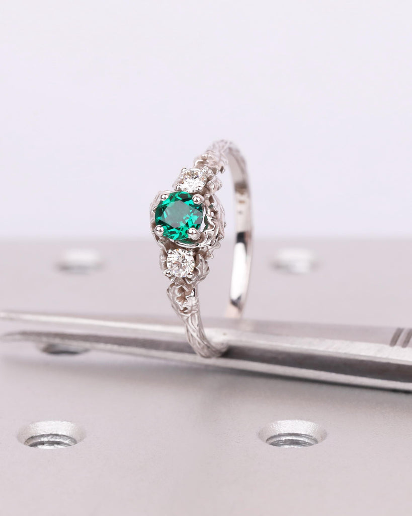 Solid Gold Emerald Ring, Nature Ring with Sculpted Leaves, Forest Leaf and Vine Ring, Floral Engagement Ring, May Birthstone, Promise Ring