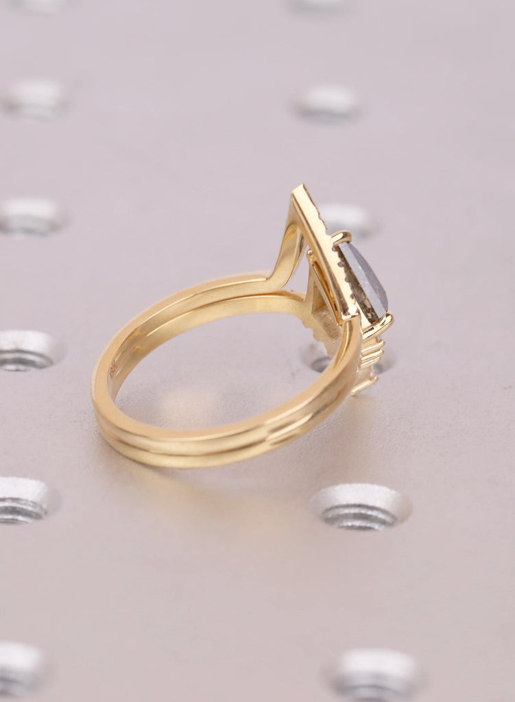 Kite Salt and Pepper Diamond Ring Set, Ombre Diamond Band, Lab Diamond Accents, 18k Gold Bridal Set image #5