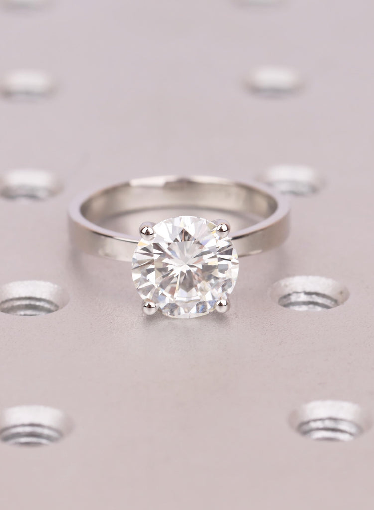 Round Cut Lab Diamond Solitaire Engagement Ring, IGI Certified, 4 Prong Platinum Setting, Minimalist Classic Design, 14K 18K Solid Gold image #3