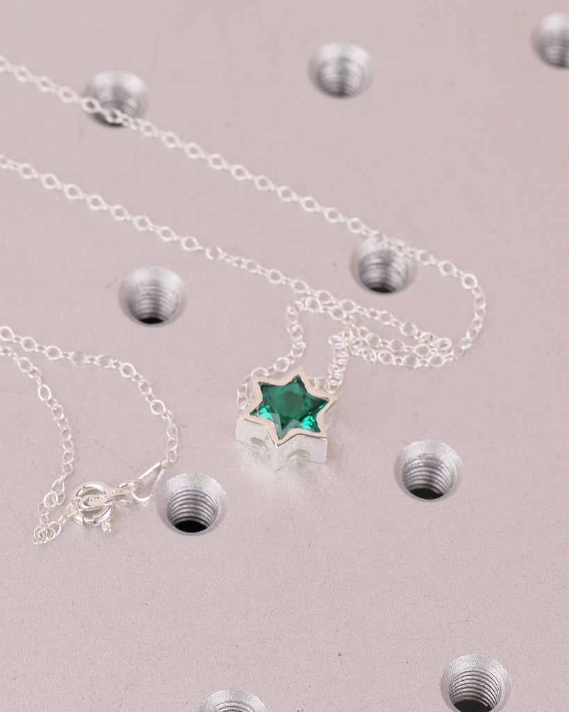 Jewish Star Necklace Pendant, 925 Sterling Silver Bezel Set Lab Emerald Necklace, Magen David Everyday Necklace, Unique Judaica Jewelry image #17