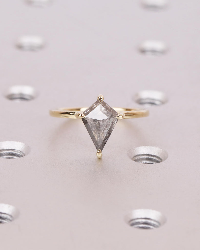 Kite Cut Salt and Pepper Diamond Engagement Ring | 14K Solid Gold Vintage Diamond Ring | Claw Prongs | Stackable Ring | Unique Promise Ring