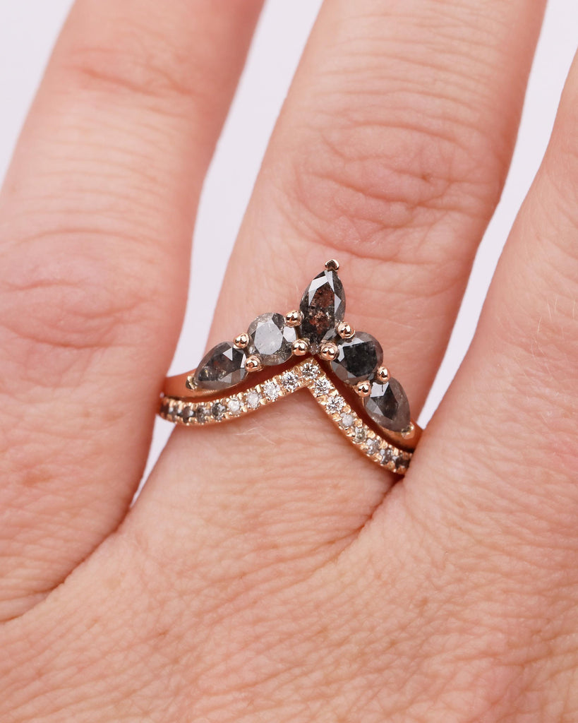 18k Rose Gold Chevron Wedding Band