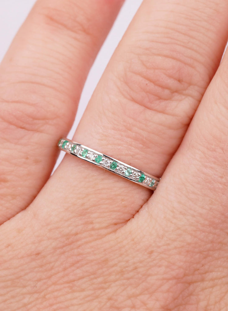 18k White Gold Thin Emerald And Diamond Wedding Band, Gift For Her image #2
