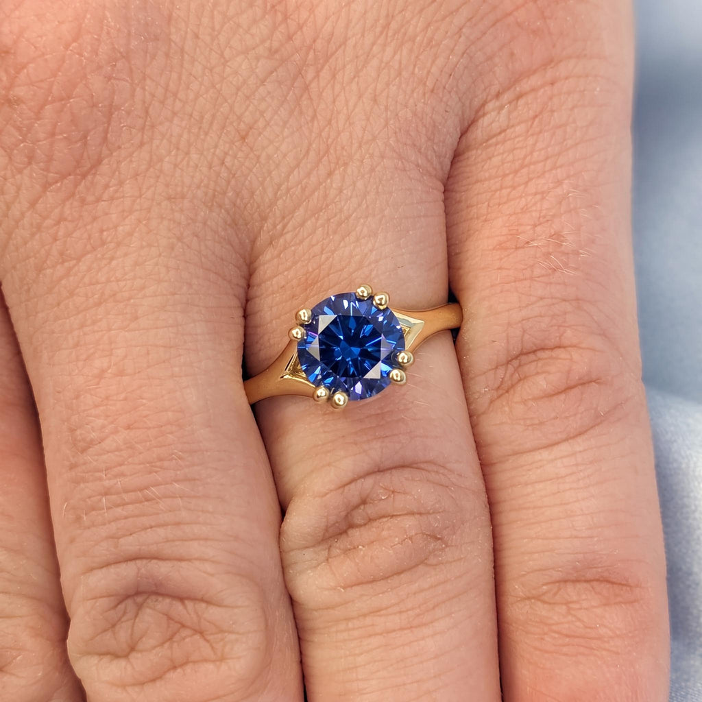 Blue Sapphire Engagement Rings for Women | Round cut Solitaire 14k/18k Gold Bridal Jewelry | Unique Split Shank Ring image #2