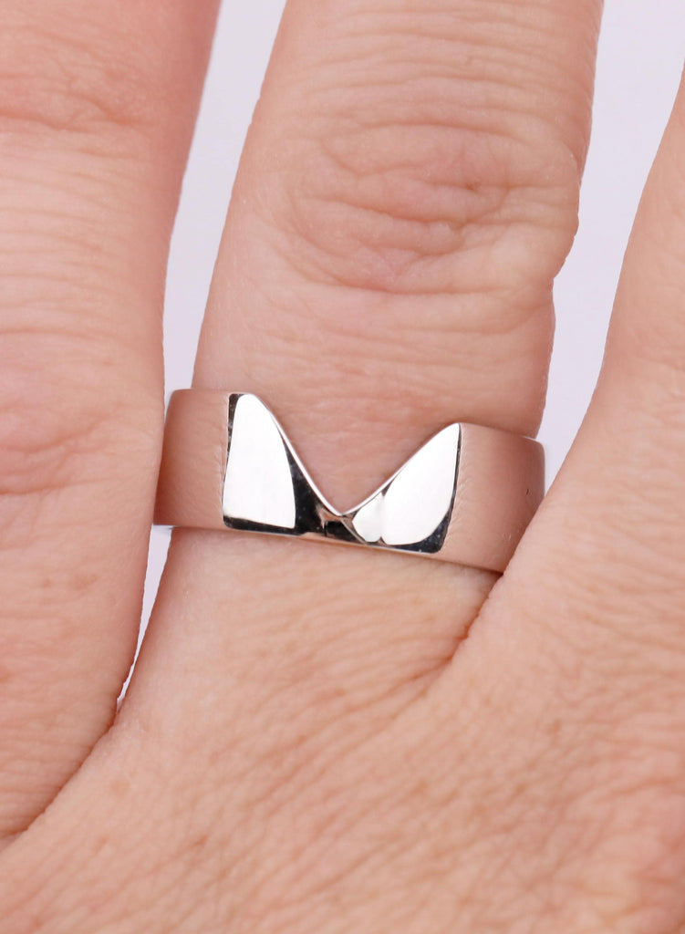 Polished Wedding Ring Band For Women, Smooth 7mm V Shape Ring Gift For Her image #3